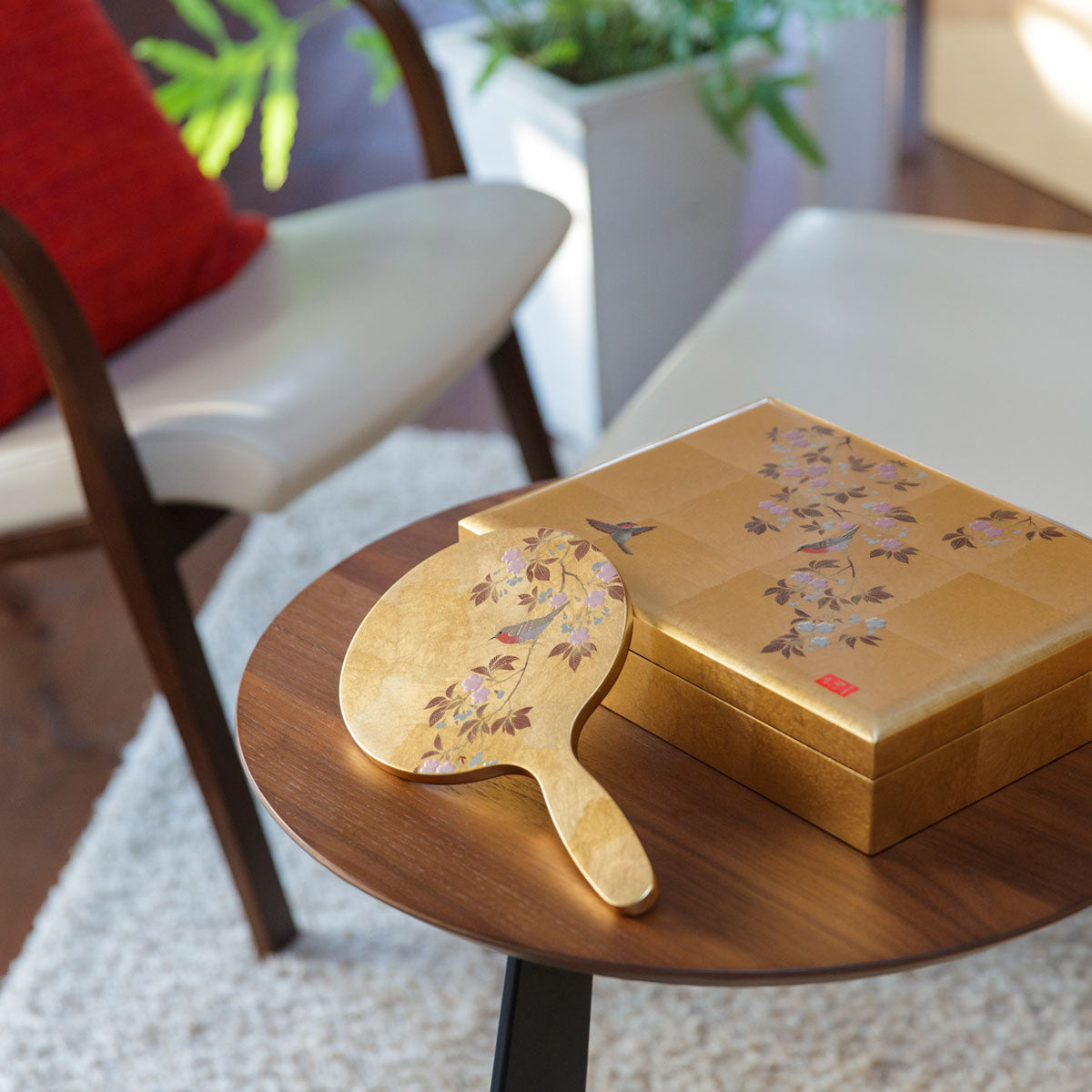 Hanamitori Hand Mirror