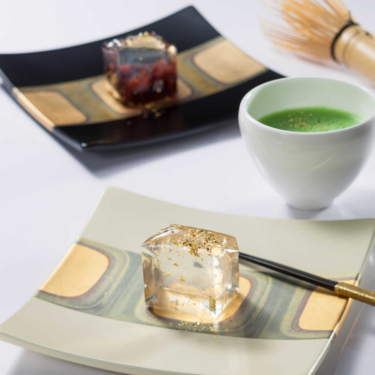 Kodaibaku Square Plate (White S) Set of 2