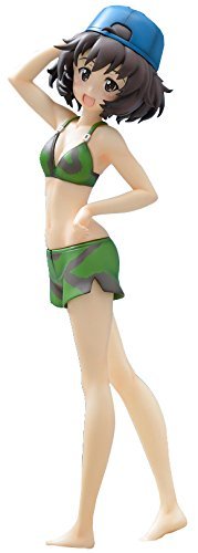 Sega Girls Und Panzer: Yukari Akiyama Premium Summer Beach Figure