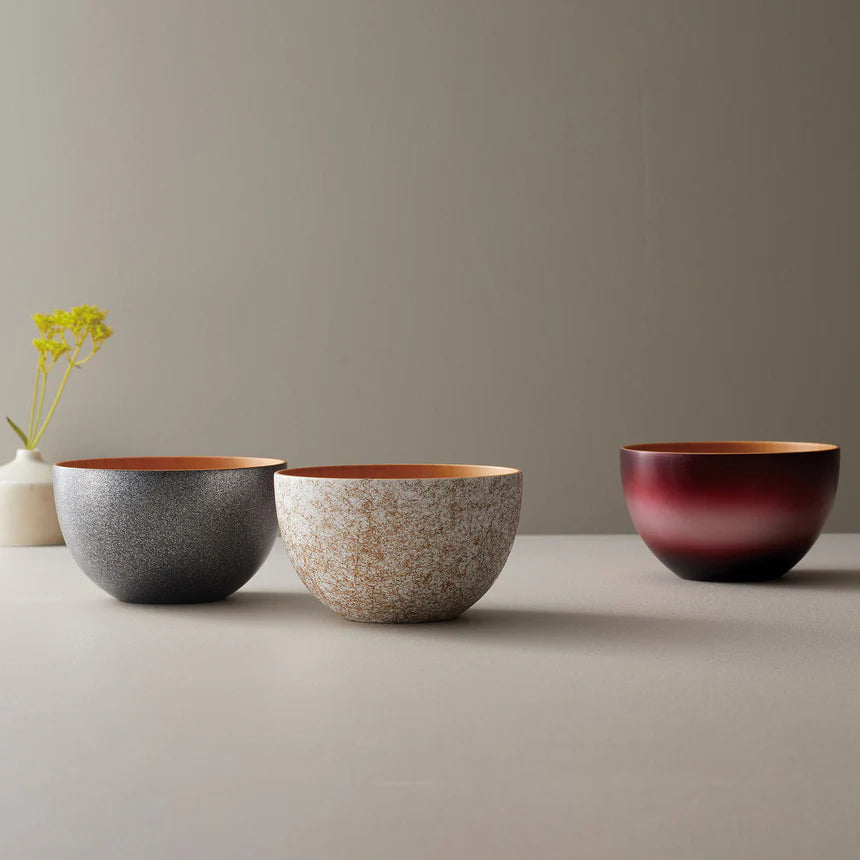 Reinforced Lacquered Wooden Bowl Medium – Gradient Red (Approx. φ11.6×H6.8cm)