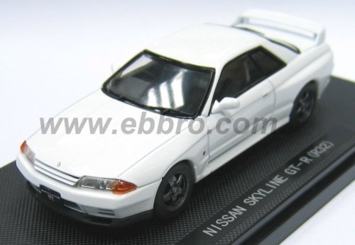 Nissan Skyline GTR R32 1989 White 1/43 Scale Diecast Model