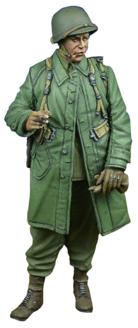 D-Day Miniature 1/35 WWII US Army Airborne Petty Officer in Raincoat 1944-1945 Resin Kit DD35217