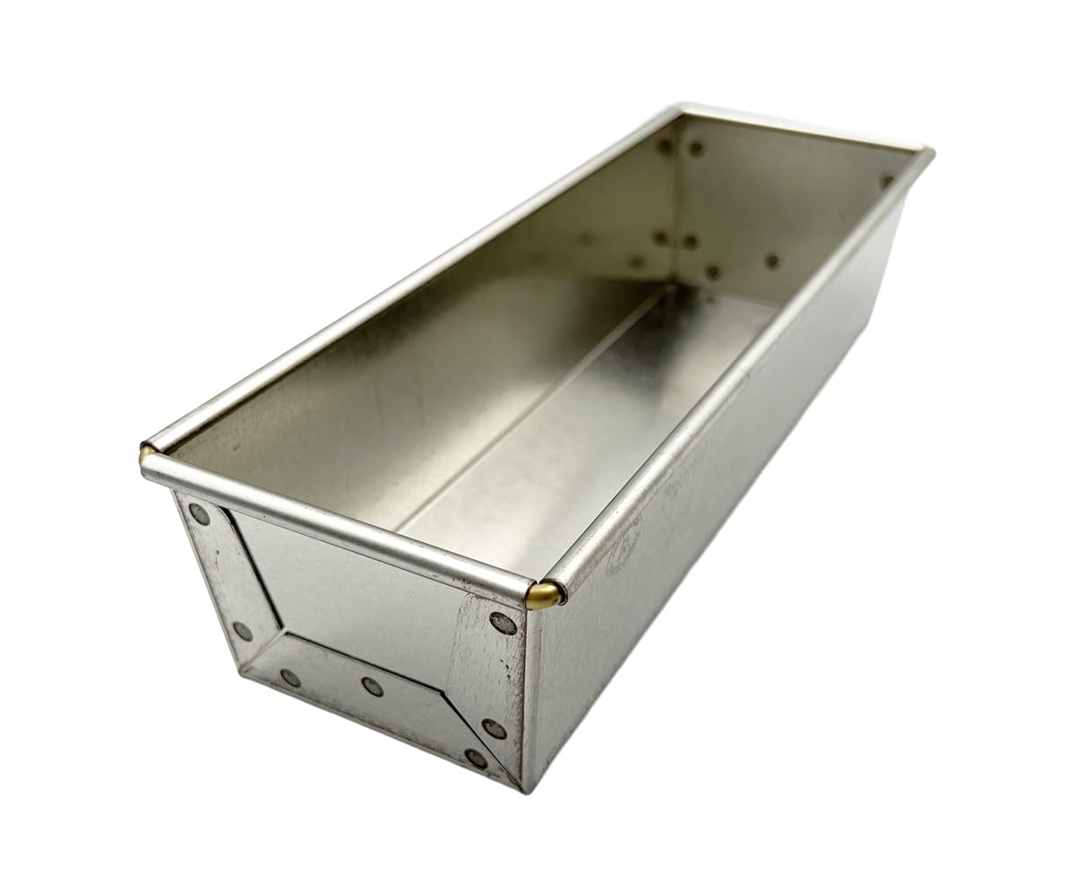 Matsunaga Seisakusho Tin Pound C Long Mold with Silicone
