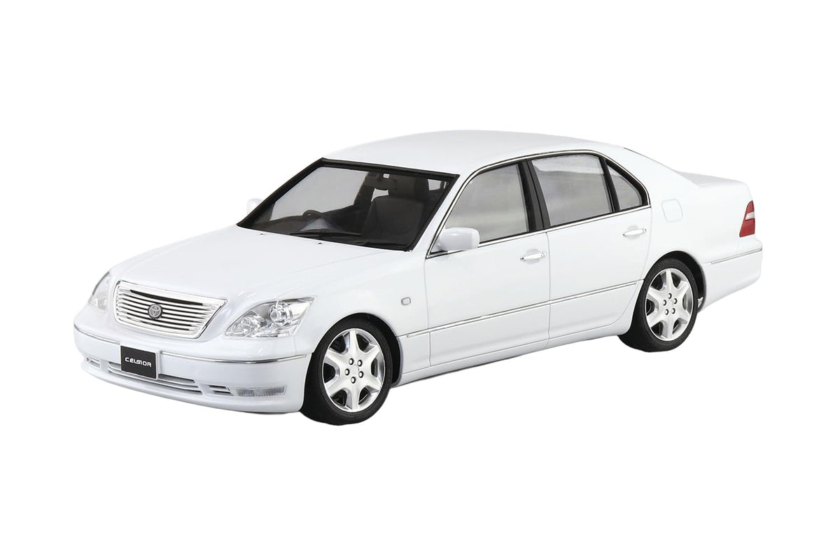 Car Model for Toyota UCF31 Sersio '05, Scale 1/24, Plastic Model