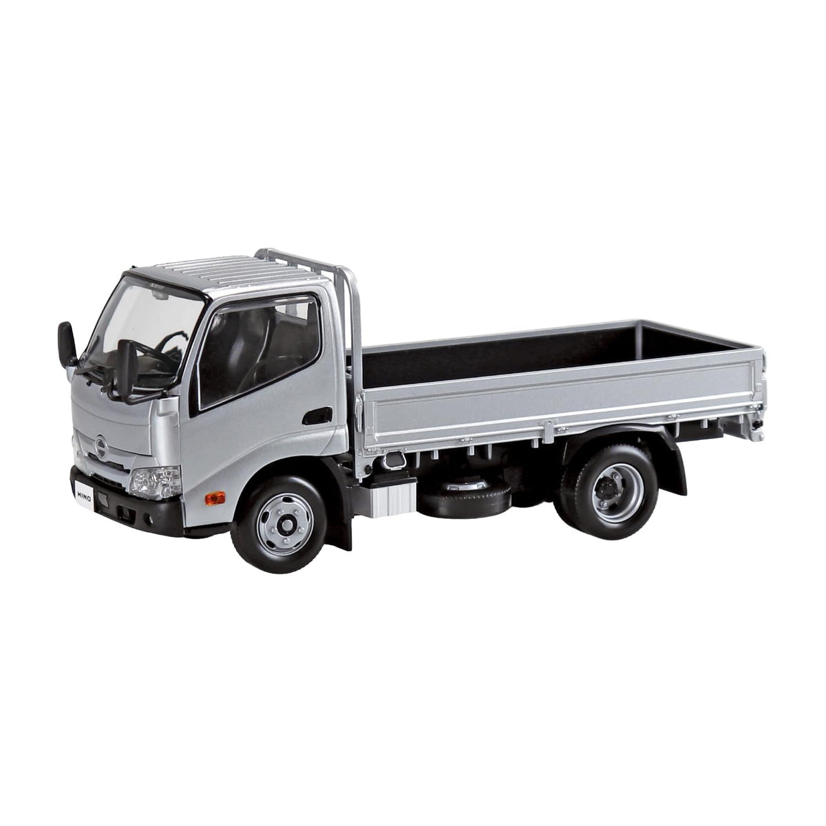 Aoshima Bunka Kyozai (Aoshima) Raku Plastic Snap Kit No. 23-SR Hino Dutro Flat Body (Silver), 1/32 Scale Plastic, Color-Coded Plastic Model
