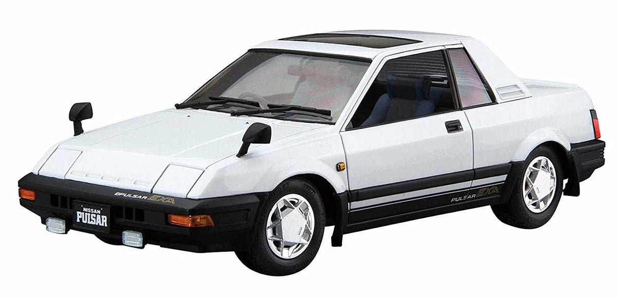 Aoshima-Model CAR #83-1/24 Nissan HN12 Pulsar EXA '83-Model Kit