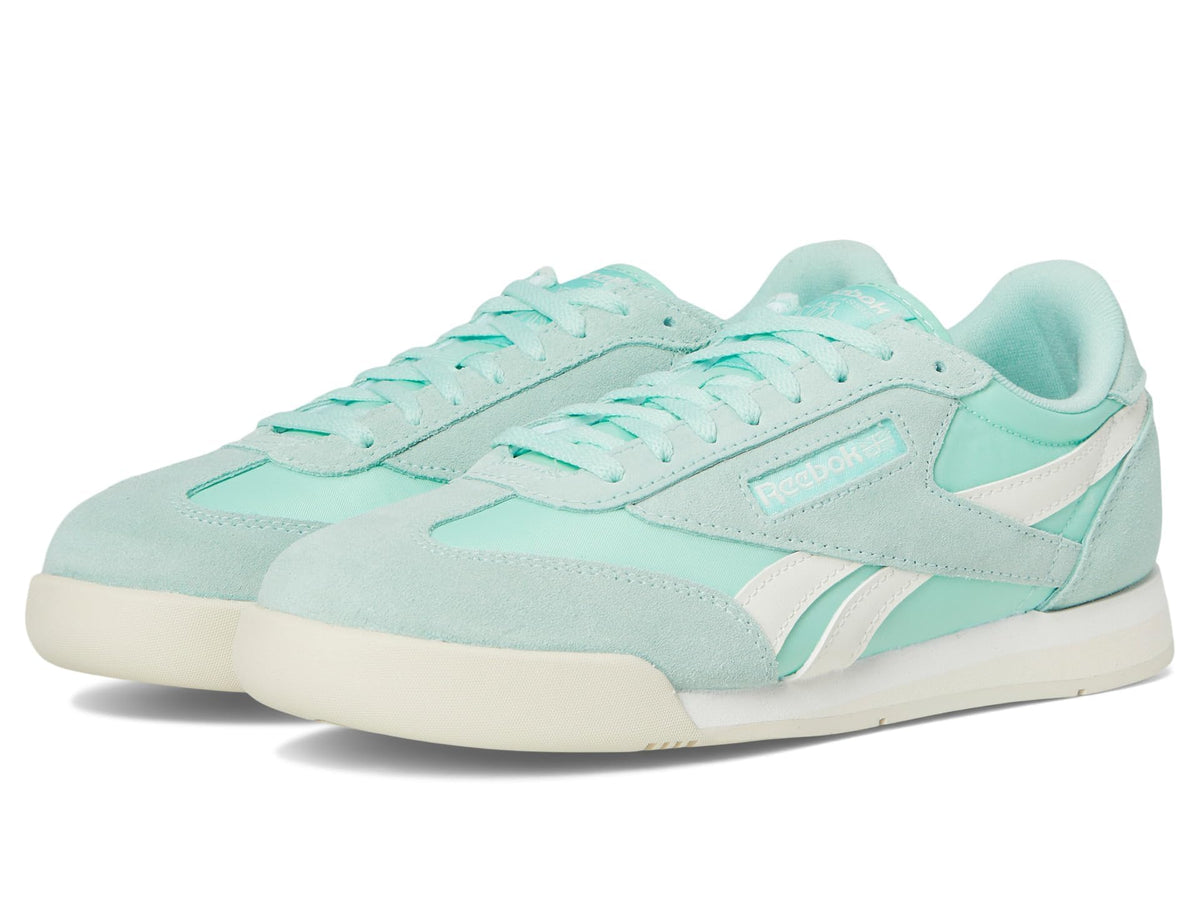 Reebok Women's Campio Xt Sneaker, Glitch Aqua/Chalk/Alabaster, Women's Size 8.5