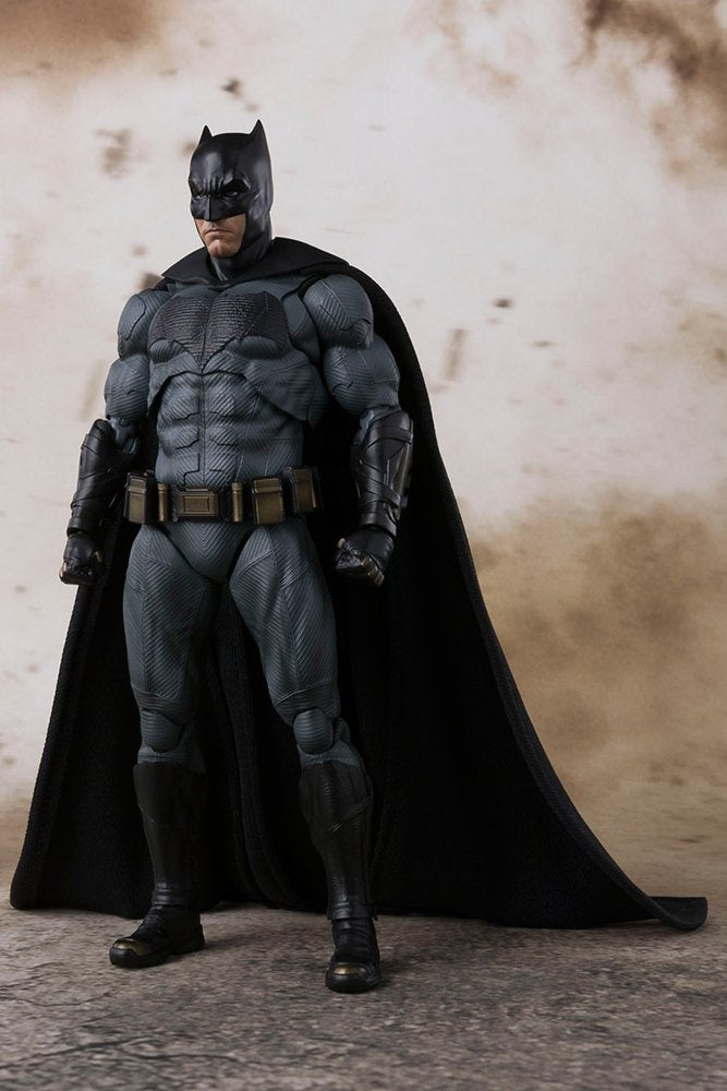 TAMASHII NATIONS Bandai S.H. Figuarts Batman Justice League Action Figure