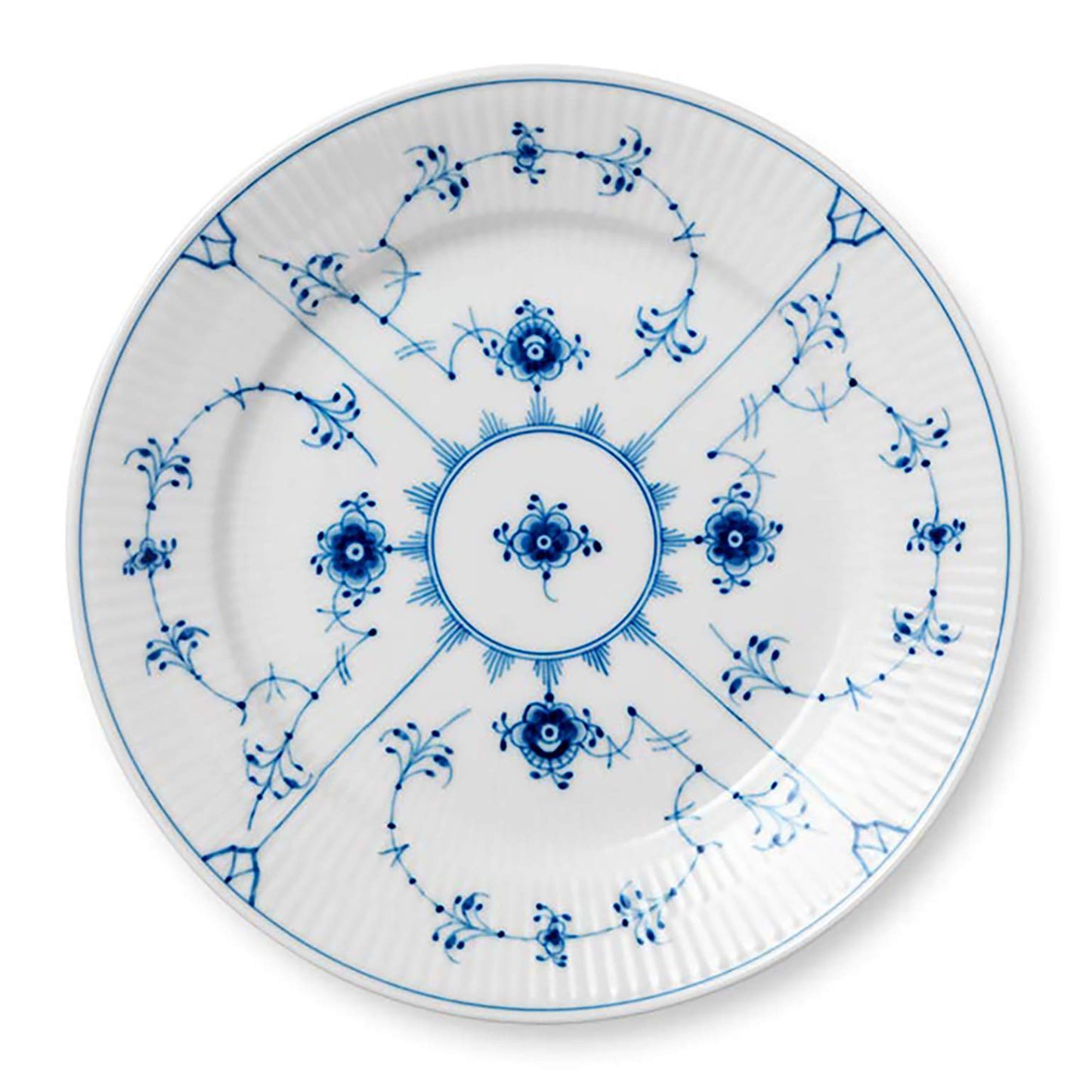 ロイヤル コペンハーゲン Royal Copenhagen 1017200 Blue Fluted Plain Plate, 8.7 inches (22 cm), Wedding Gift, Gift