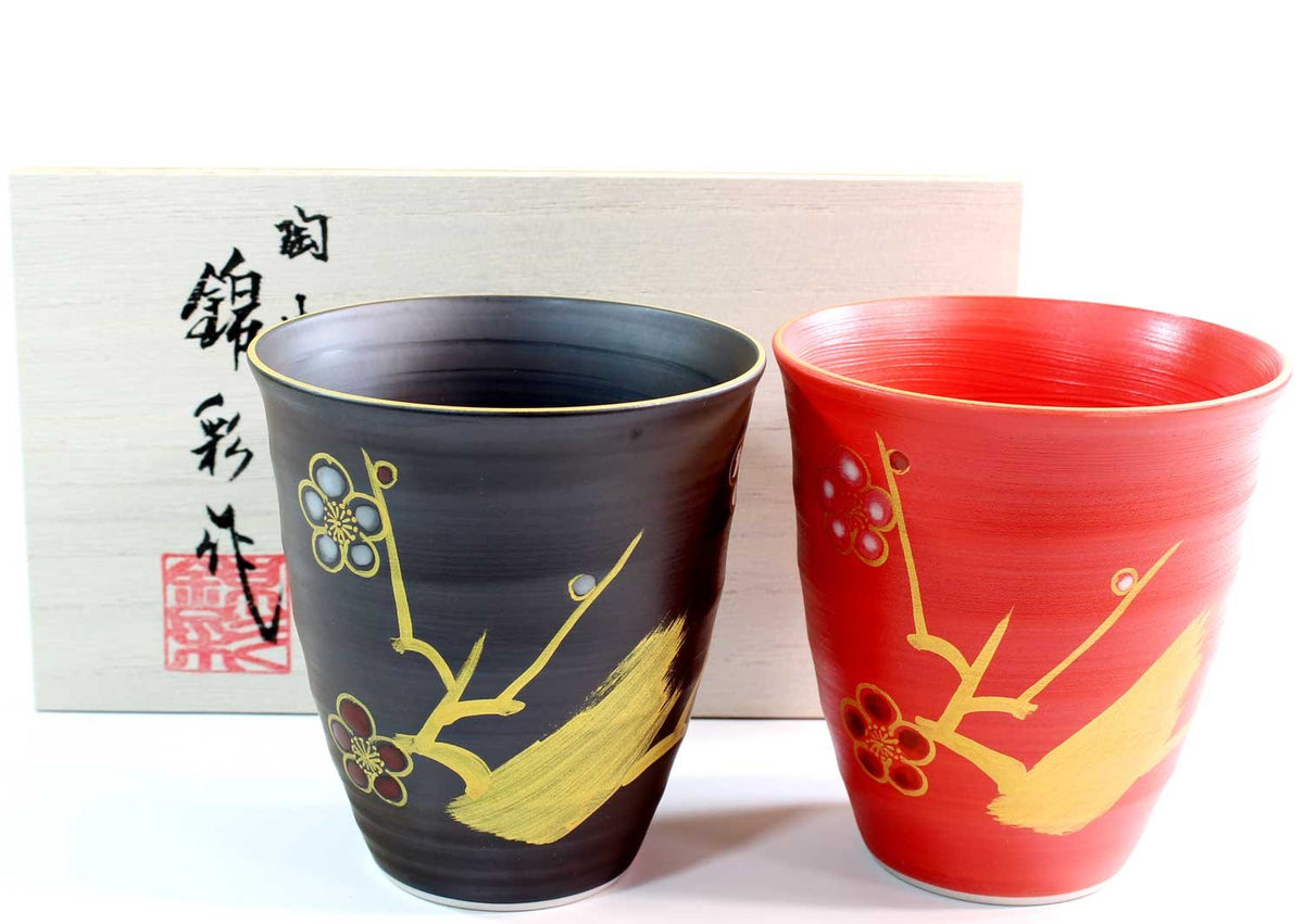 Fujii Kinsai Kiln Teacup Pair Set painstakingly made by Arita potters | Kamahen Aya Kon Plum Picture | Traditional Crafts | Fujii Kinsai