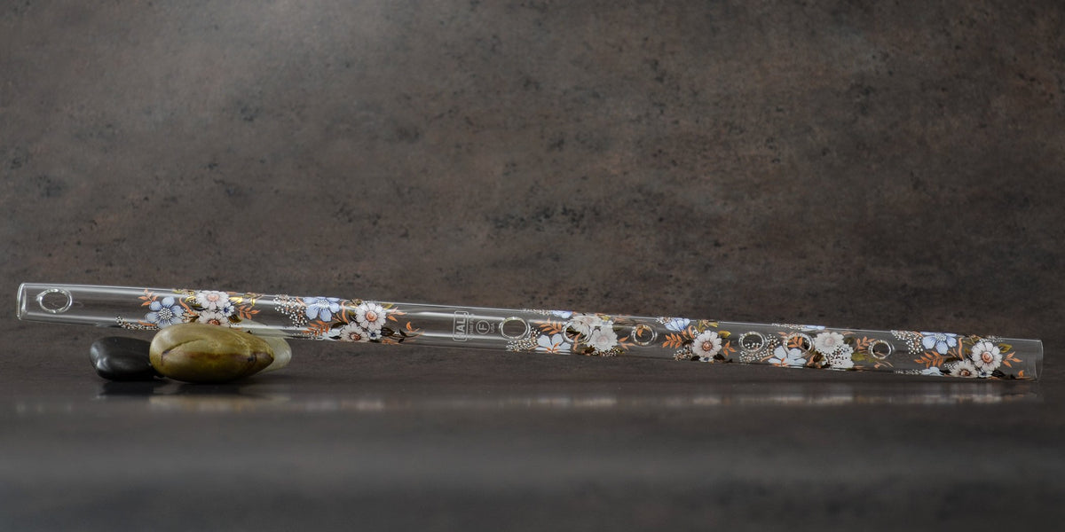 Hall Crystal Flute 21902 - Offset Glass Flute in F - Carolina