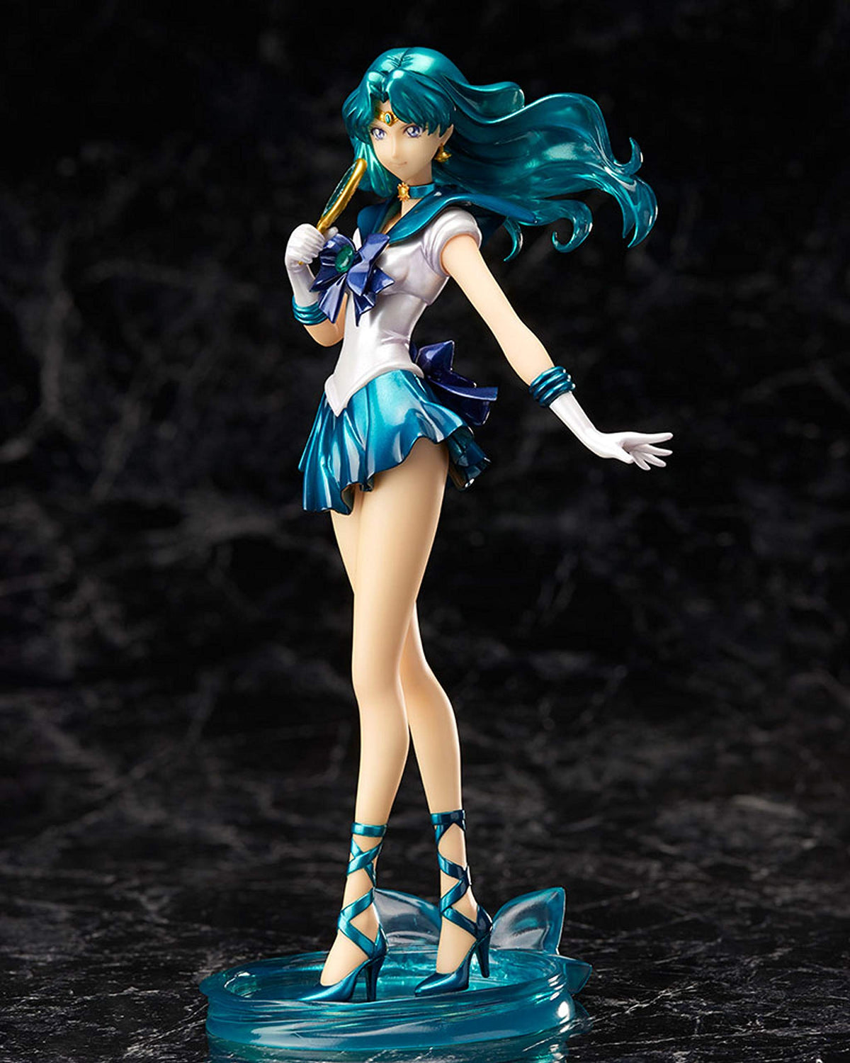 TAMASHII NATIONS Bandai FiguartsZERO Neptune Pretty Guardian Sailor Moon Crystal Statue Action Figure
