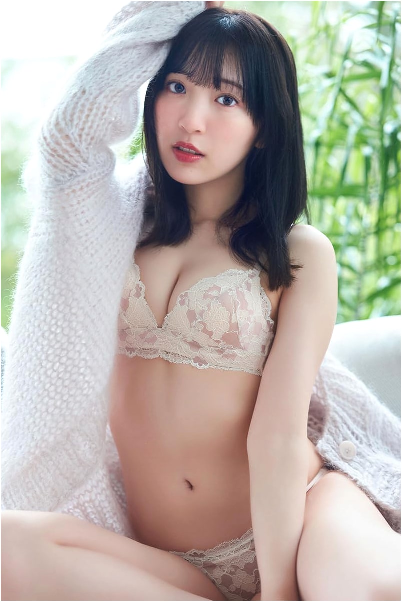 Moe Toyoda Photobook 'moe'