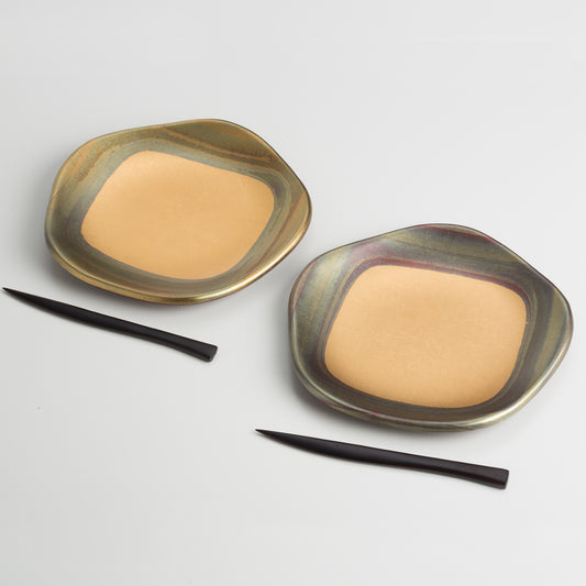 Kodaibaku Plum-Shaped Small Plates (Set of 2)