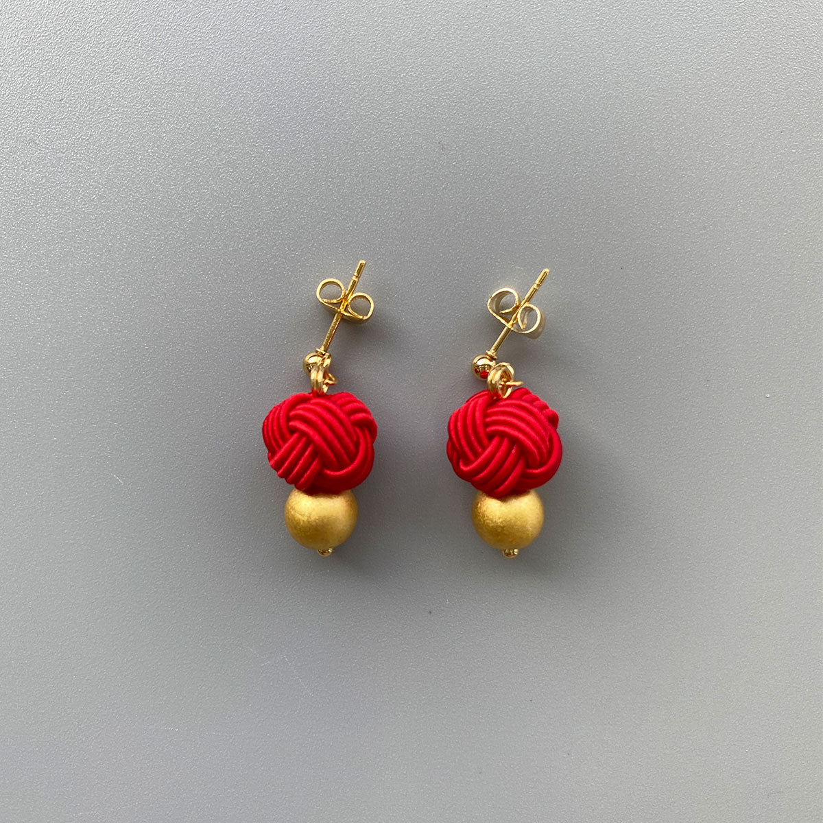 Haku Mizuhiki Tama (Red) Earrings