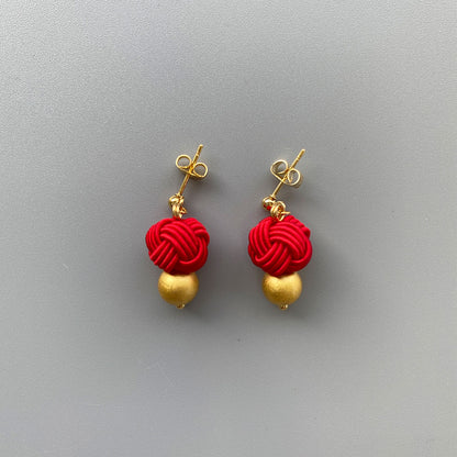 Haku Mizuhiki Tama (Red) Earrings