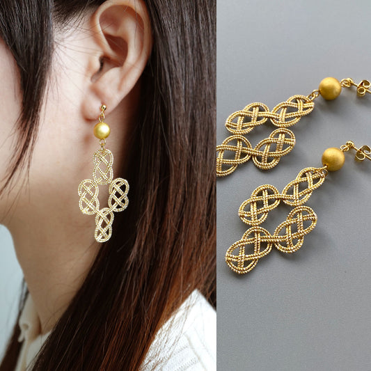Haku Mizuhiki Hachi (Gold) Earrings/Pierced Earrings