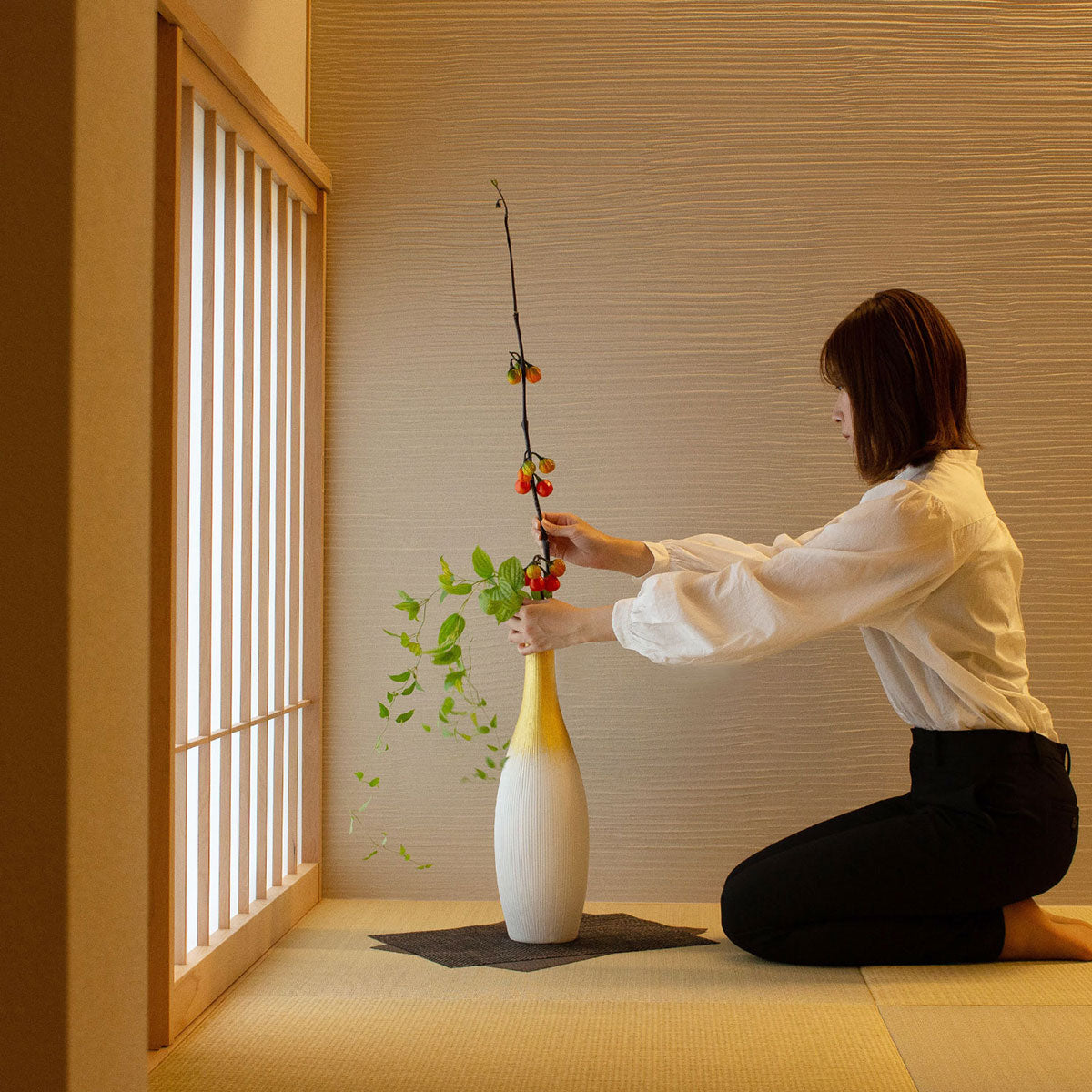 Awayuki Flower Vase Kira (Large)