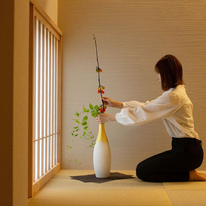 Awayuki Flower Vase Kira (Large)