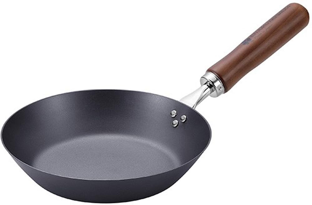 Yokoyama CTT-701 Tsubame no Technique Clover Nitride Series Induction Compatible Frying Pan, 7.9 inches (20 cm)