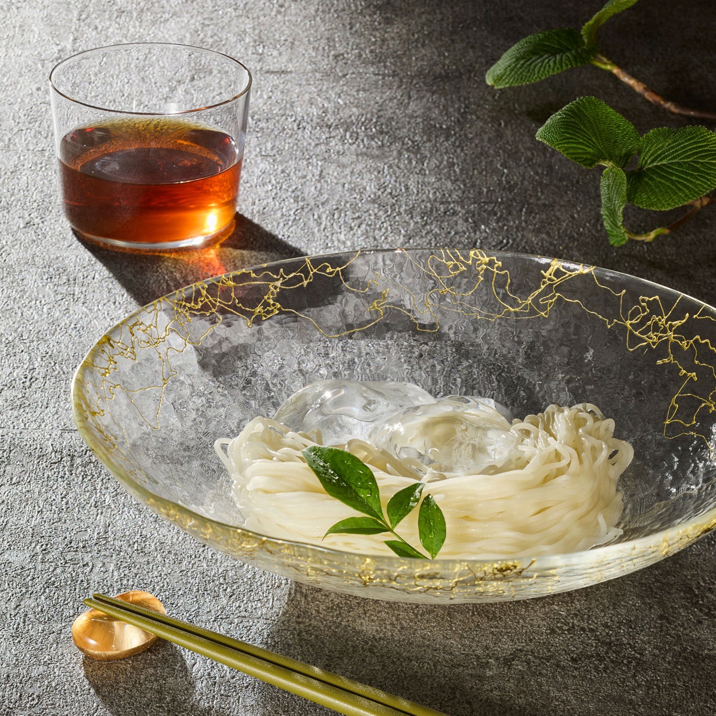 Kinshi Glass Bowl (S) Gold
