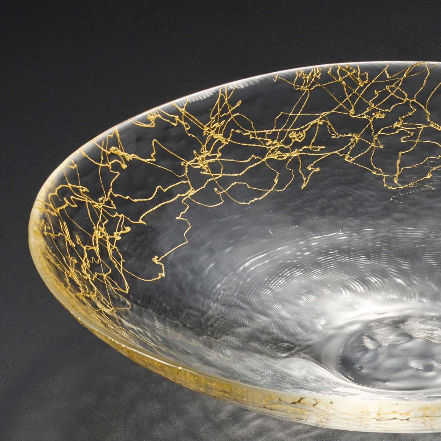 Kinshi Glass Bowl (L) Gold