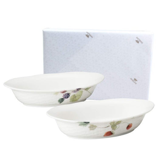 Narumi 41630-33321AZ Lucy Garden Au Gratin Dish Set, 8.7 inches (22 cm), Berry Pattern, Set of 2 Patterns, Cute, Stylish, Relief, Wedding Gift, Dishware, Microwave, Dishwasher, Oven Safe, Made in