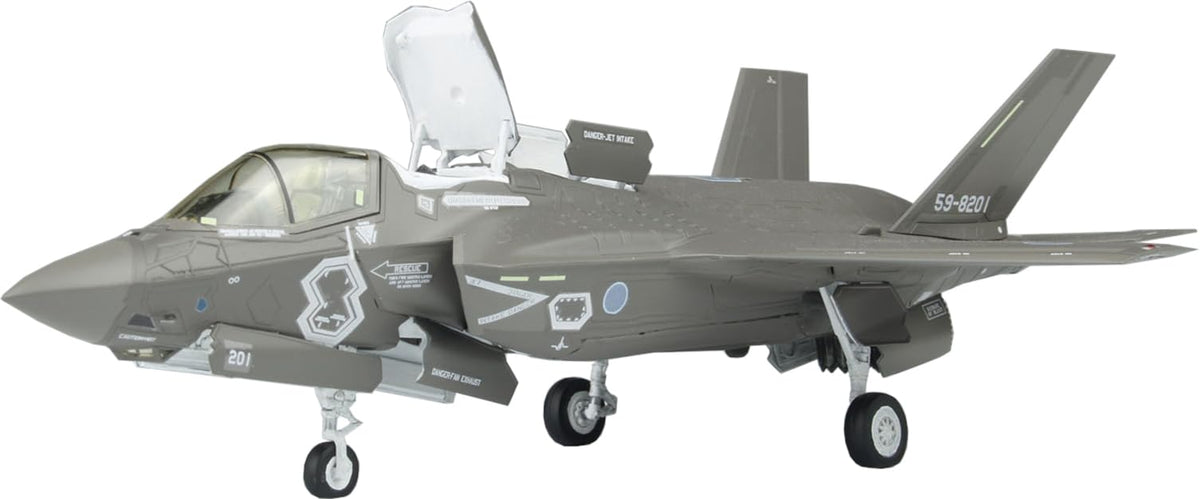 Platz 1/72 Air Self-Defense Force F-35B Lightning II Shintahara Base 202nd Squadron Plastic Model TPA-58 (Airplane)