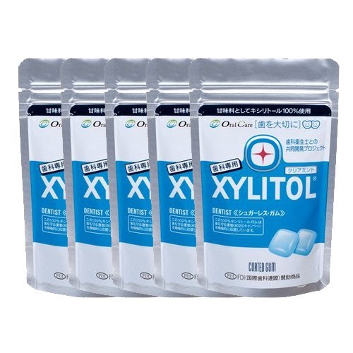 LOTTE Oral Care Xylitol Gum | 100% Xylitol | Sugar-Free | Fruit-Flavored | 21 Pieces | Made in Japan | 5 Pack (Clear Mint)