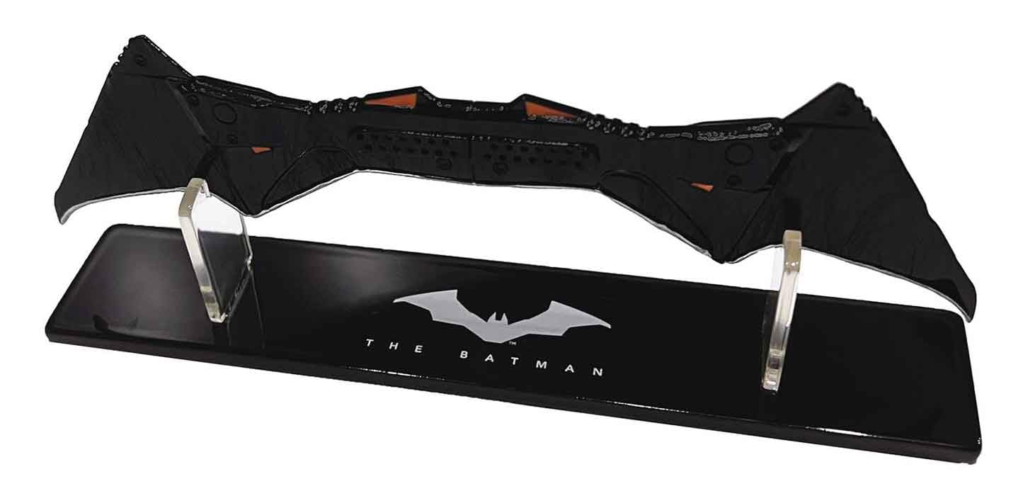 Factory Entertainment, Inc, us Toys, FACCE The Batman Batarang Scaled Prop Replica Medium