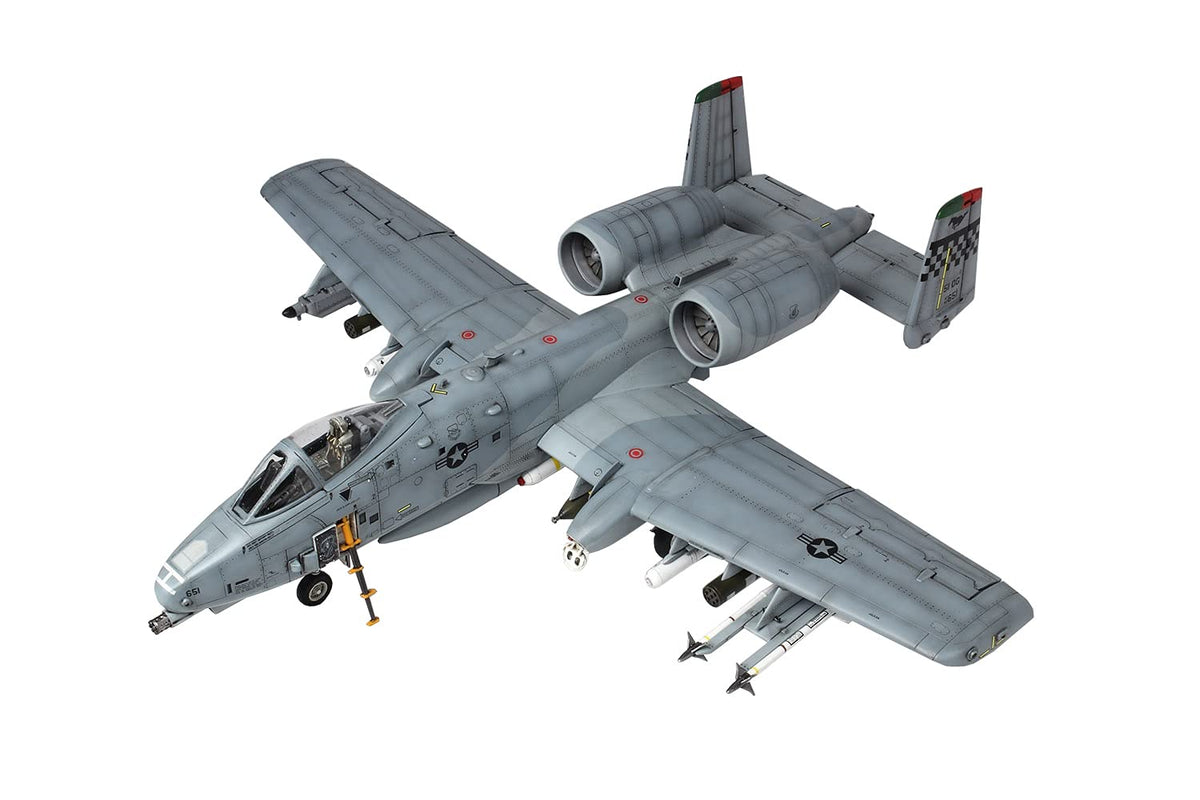 Platz/Italeri TPA-3 1/48 Aircraft Series United States Air Force Attack Aircraft A-10C Thunder Bolt II Ausan AFB Plastic Model