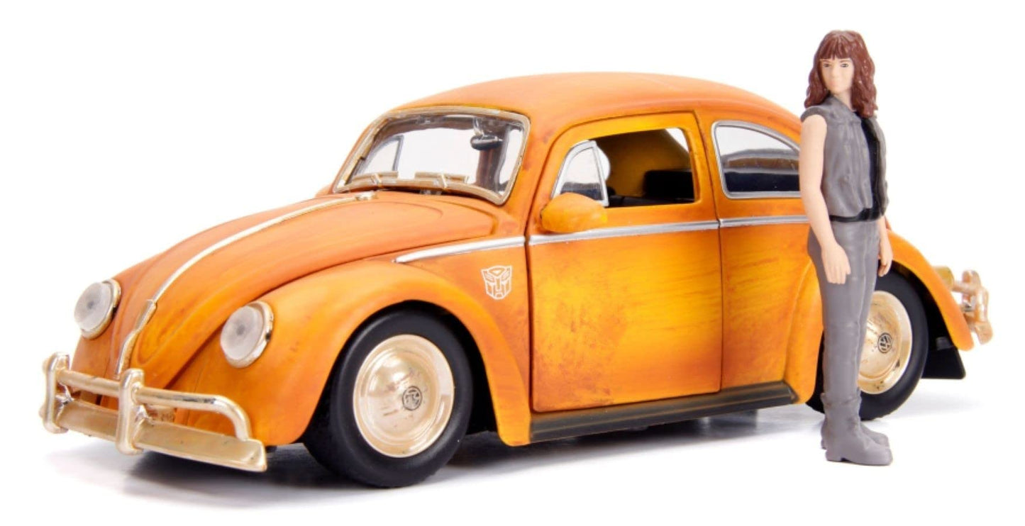 Jada Toys Transformers Bumblebee Volkswagen Beetle Die-cast Car, 1:24 Scale Vehicle & 2.75" Charlie Collectible Metal Figurine, Yellow