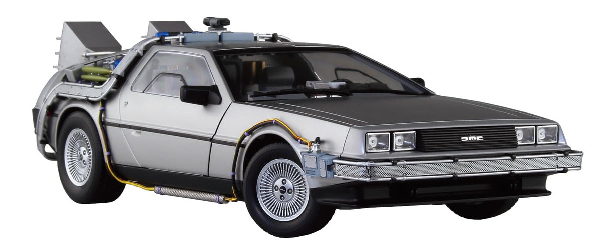 Aoshima Back to The Future Part I: Time Machine 1:24 Scale Model Kit