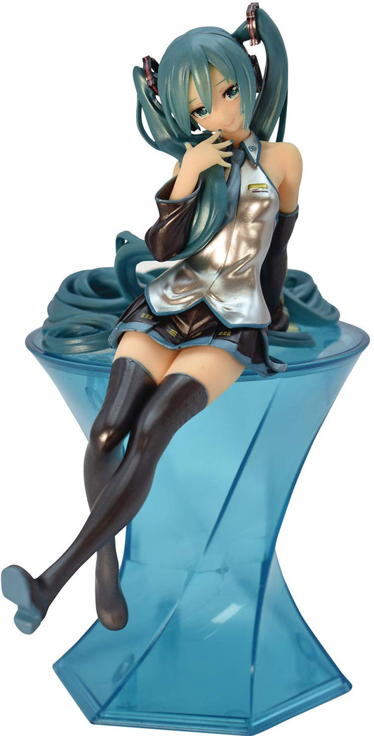 Furyu 5.5" Hatsune Miku Noodle Stopper Figure (Pearl Color Version)