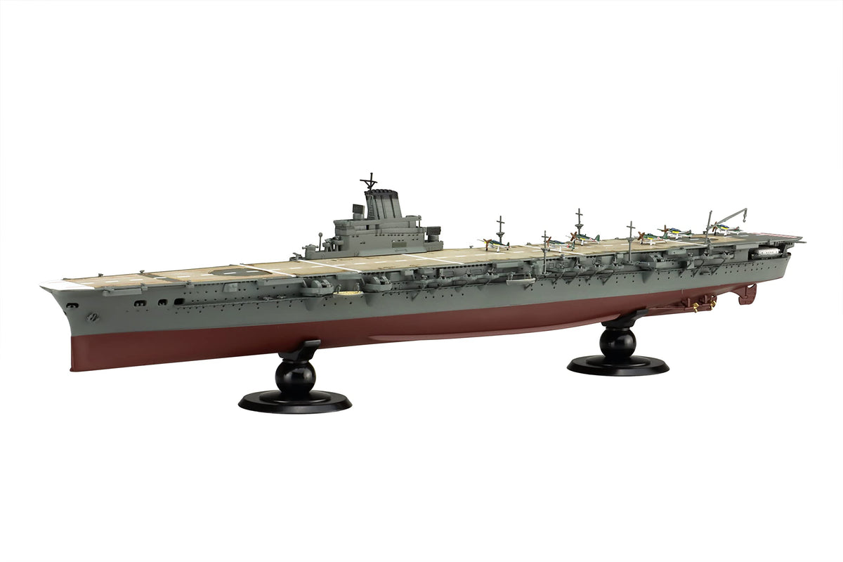フジミ模型(FUJIMI) 1/700 Imperial Navy Series No.44 Japanese Navy Aircraft Carrier Taiho (Wooden Deck Specification), Full Hull Model, Plastic Model