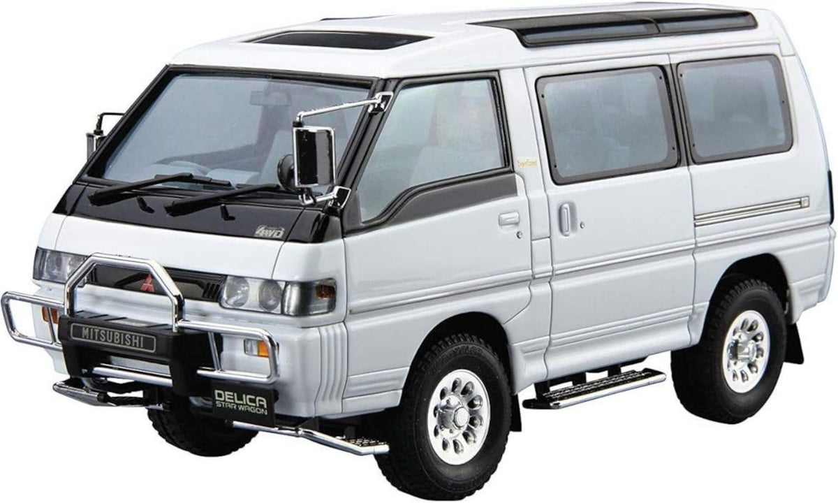 Aoshima Bunka Kyozai 1/24 The Model Car Series No.27 Mitsubishi P35W Delica Star Wagon '91 Plastic Model (Automotive)