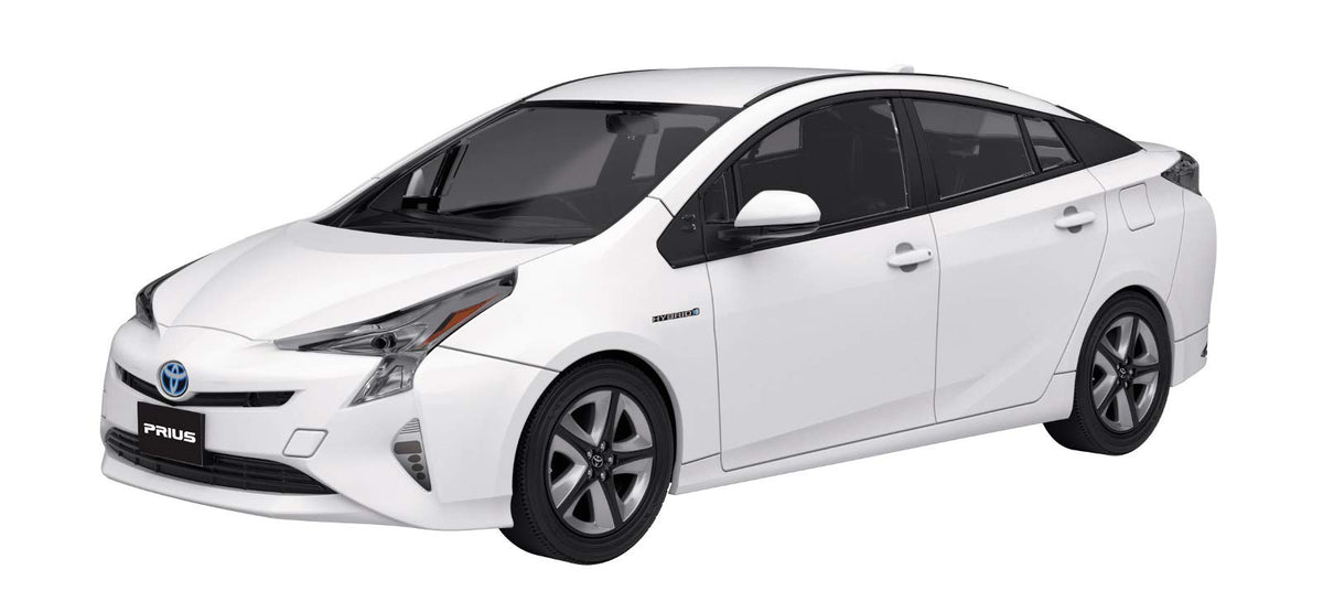 Aoshima 54161 Toyota Prius (Super White II) 1/32 scale pre-painted