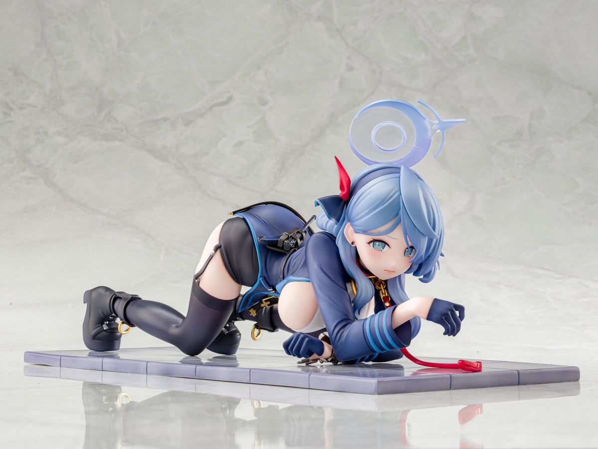 Blue Archive Ako Memorial Lobby Ver. 1/7 Complete Figure