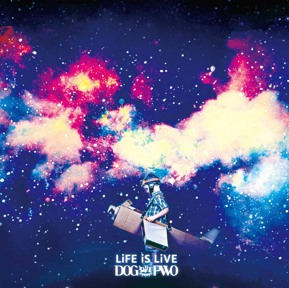 LiFE iS LiVE (First Edition A)