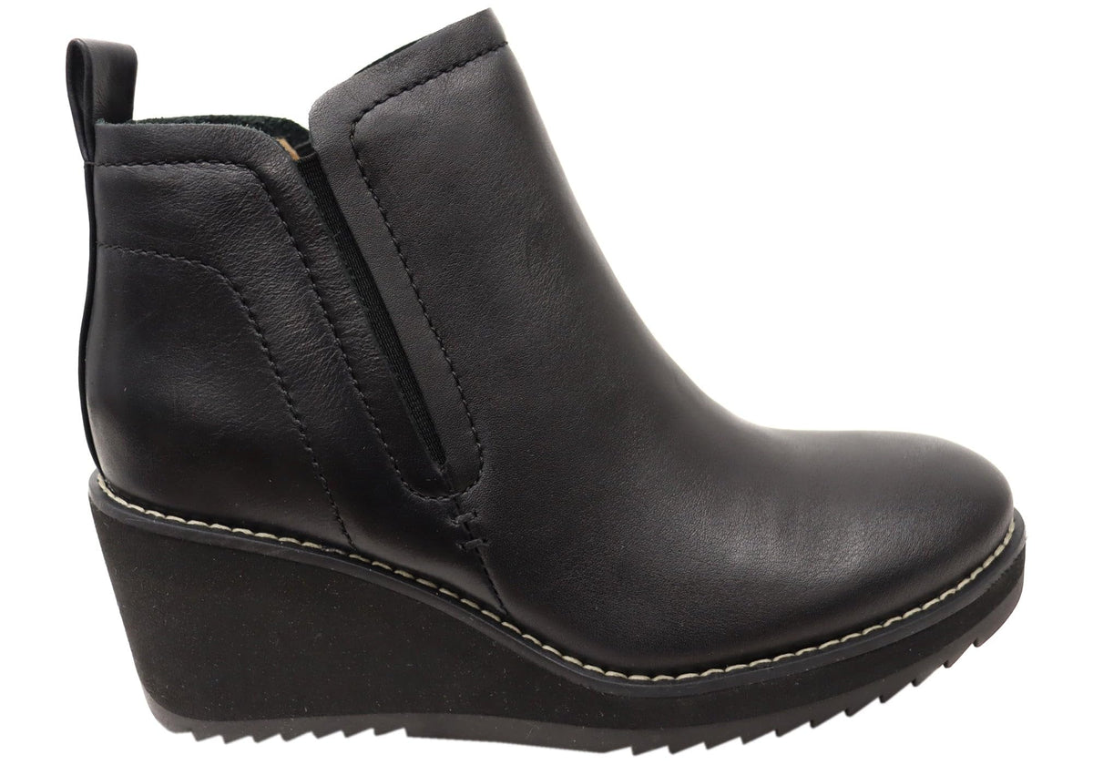 Sofft Womens Emeree Black 9.5 Medium
