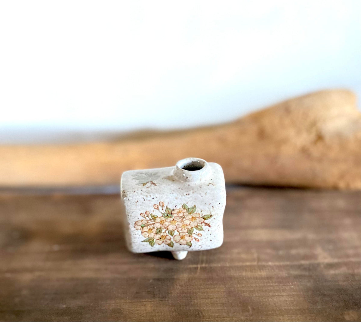 Kutani Ware【vase】 Cherry Blossom