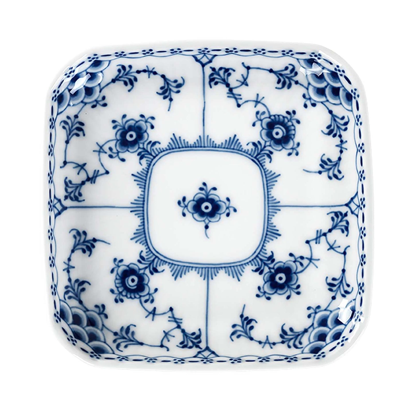 ロイヤル コペンハーゲン ROYAL COPENHAGEN 1066922 Blue Fluted Half Lace Small Square Dish, Small Plate, 4.1 inches (10.5 cm), Wedding Gift, Gift