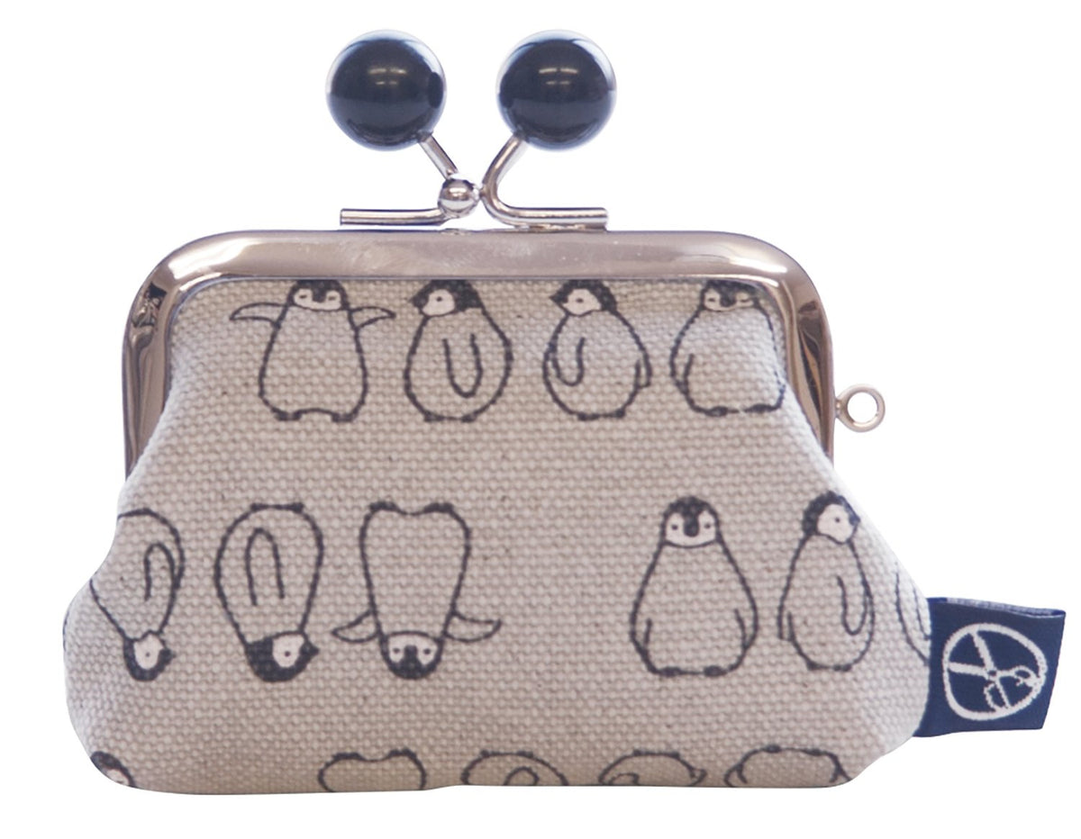 Maeda Senkou 333-30002-002 Goshikihanpudo Animal Series 2.5 Square Coin Purse (Beaded), Penguin