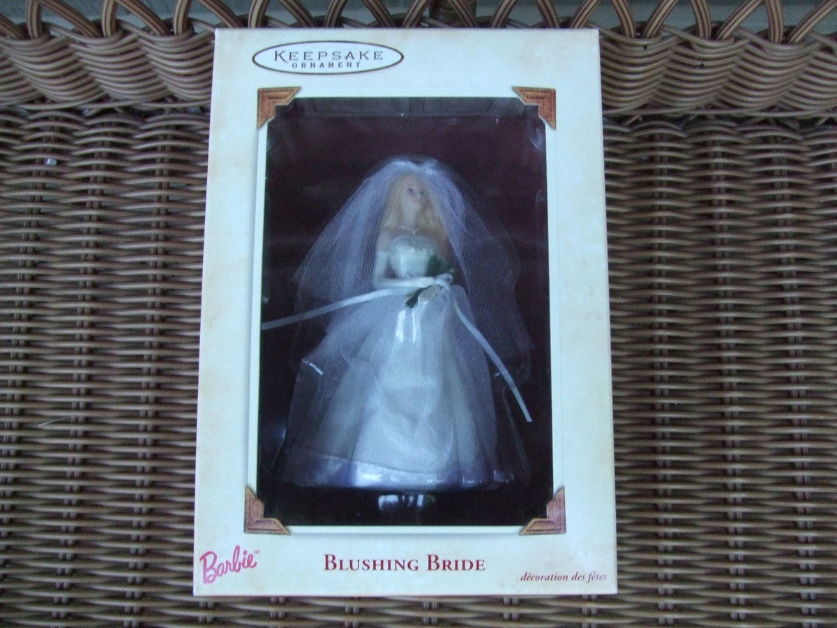 Barbie Hallmark Keepsake Ornament - Blushing Bride 2002 (QXI5323)