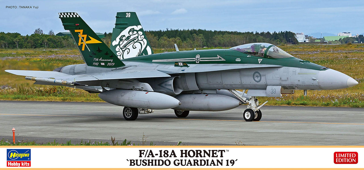 Hasegawa 002328 1/72 FA-18A Hornet Bushido Guardian 19 Plastic Model Kit