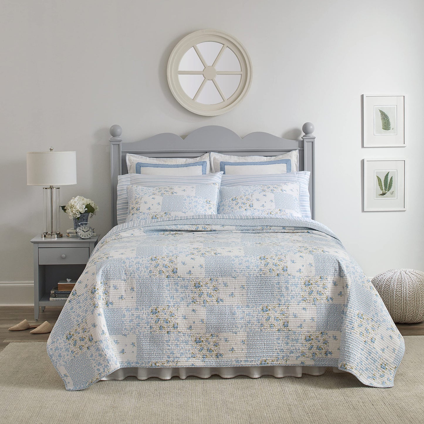 Laura Ashley - Twin Quilt Set, Cotton Reversible Bedding with Matching Sham, Bedroom Decor Ideal for All Seasons (Kenna Blue, Twin)