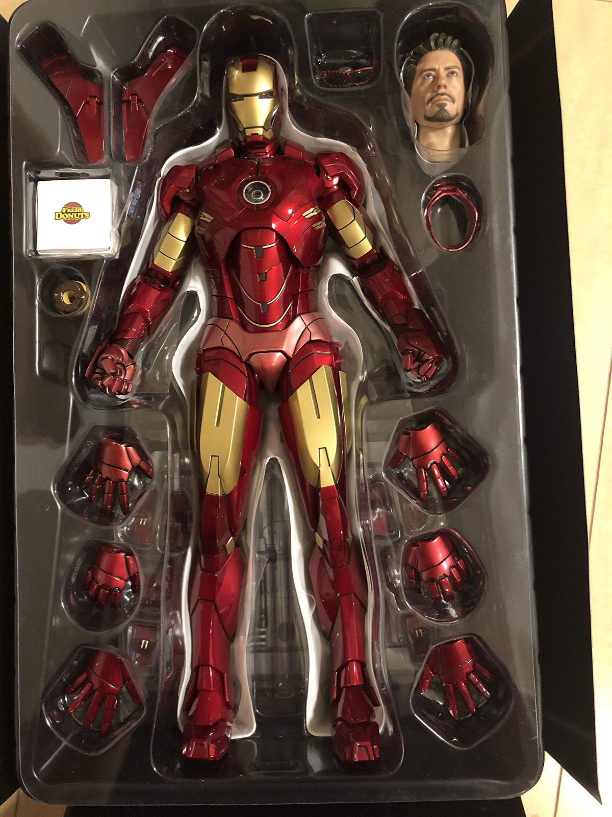 Iron Man 2 Hot Toys Movie Masterpiece 1/6 Scale Collectible Figure Iron Man Mark IV