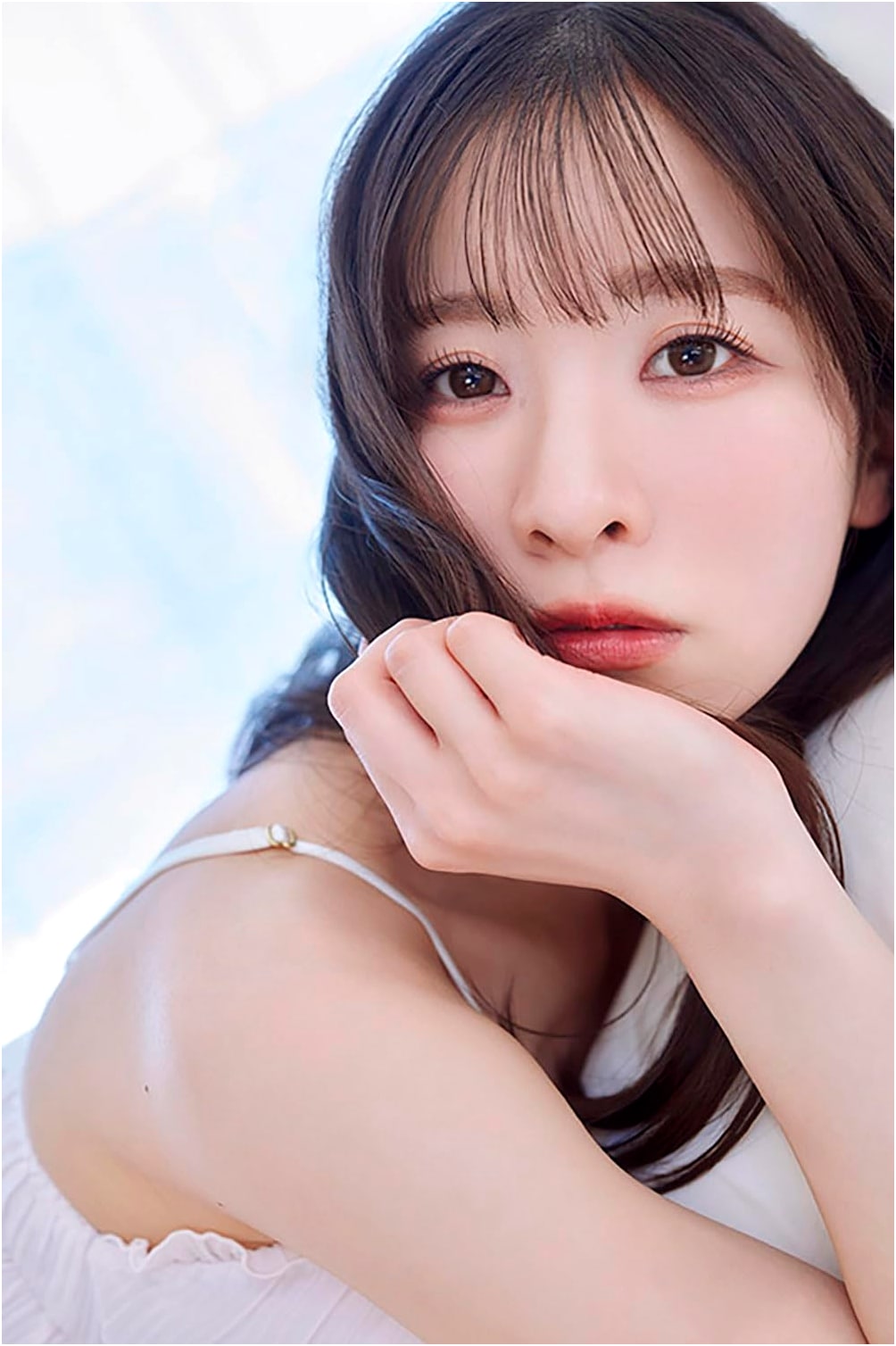 Hatsuyoi: Hikaru Tono 1st Photobook