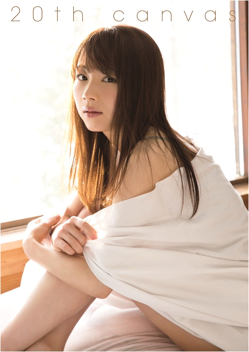 Morning Musume.'18 Ayumi Ishida Photobook: 20th Canvas