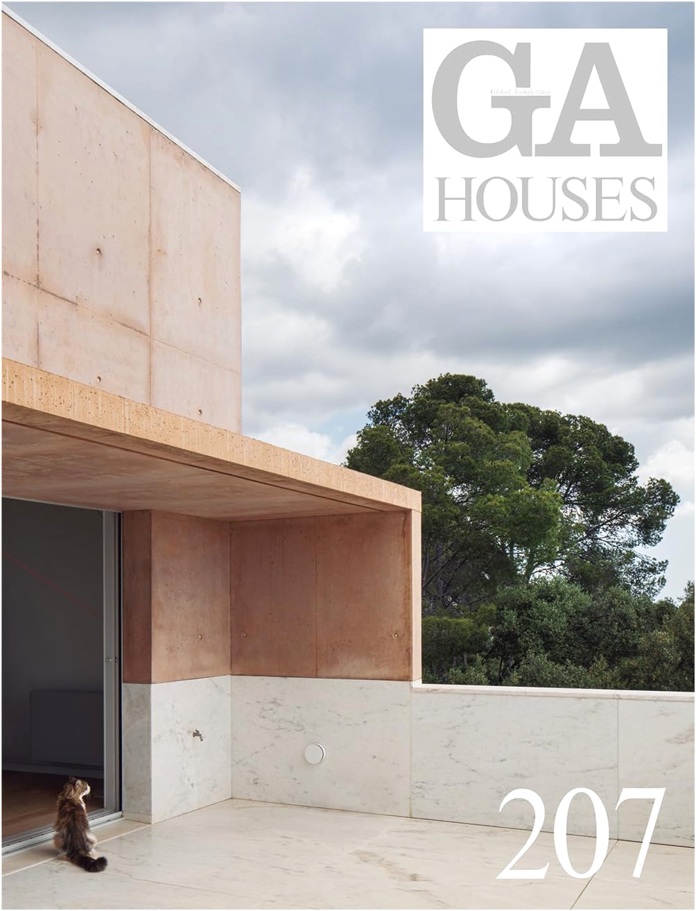 GA Houses 207: Modern Residential Architecture Showcase